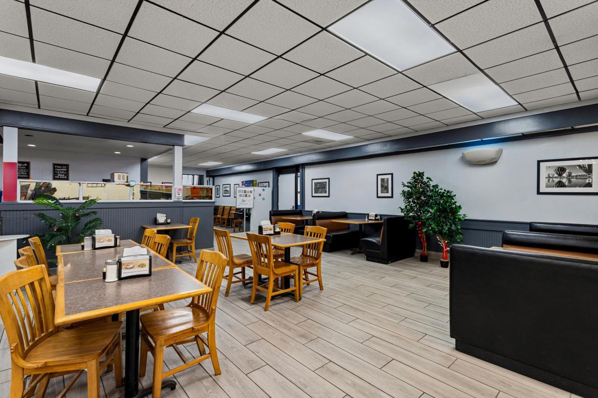 Americas Best Value Inn Gallup Exterior photo